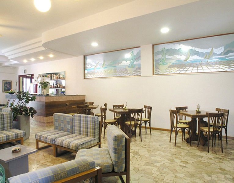 Hotel Capinera Rimini Bagian luar foto